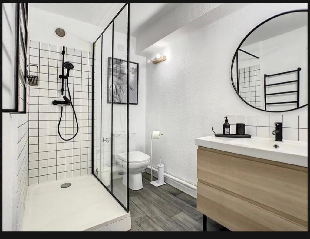 Studio Contemporain Avec Piscine Proche De La Mer Cannes Zewnętrze zdjęcie
